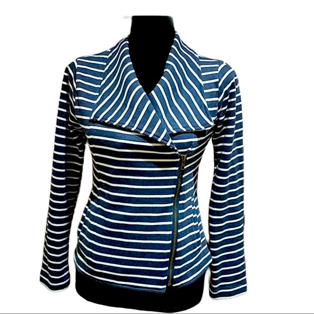 Mystree Blue and white striped blazer S
